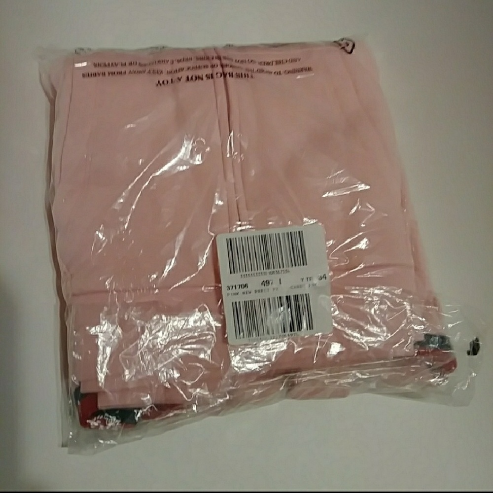 NEW! Victoria's Secret Pink Graphic hoodie - Picture 3 of 4